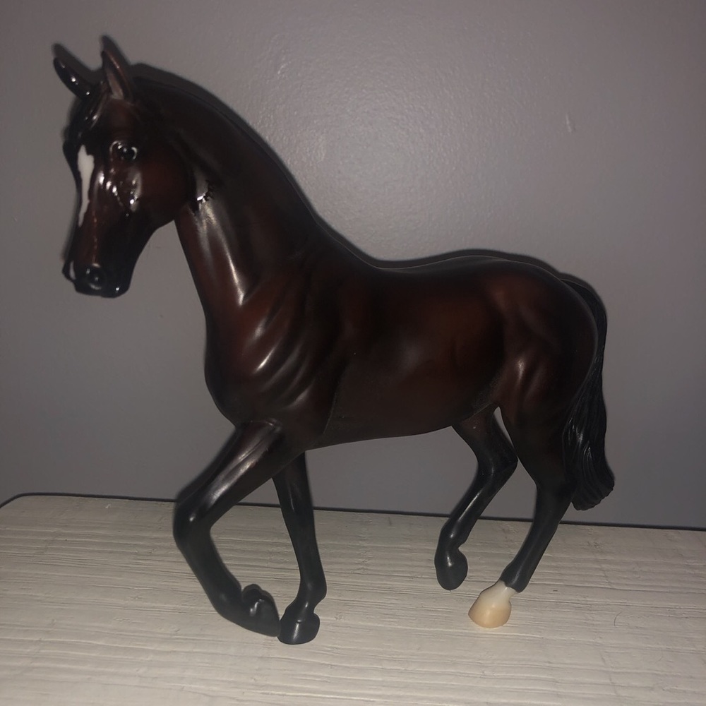 Classic Bay Breyer